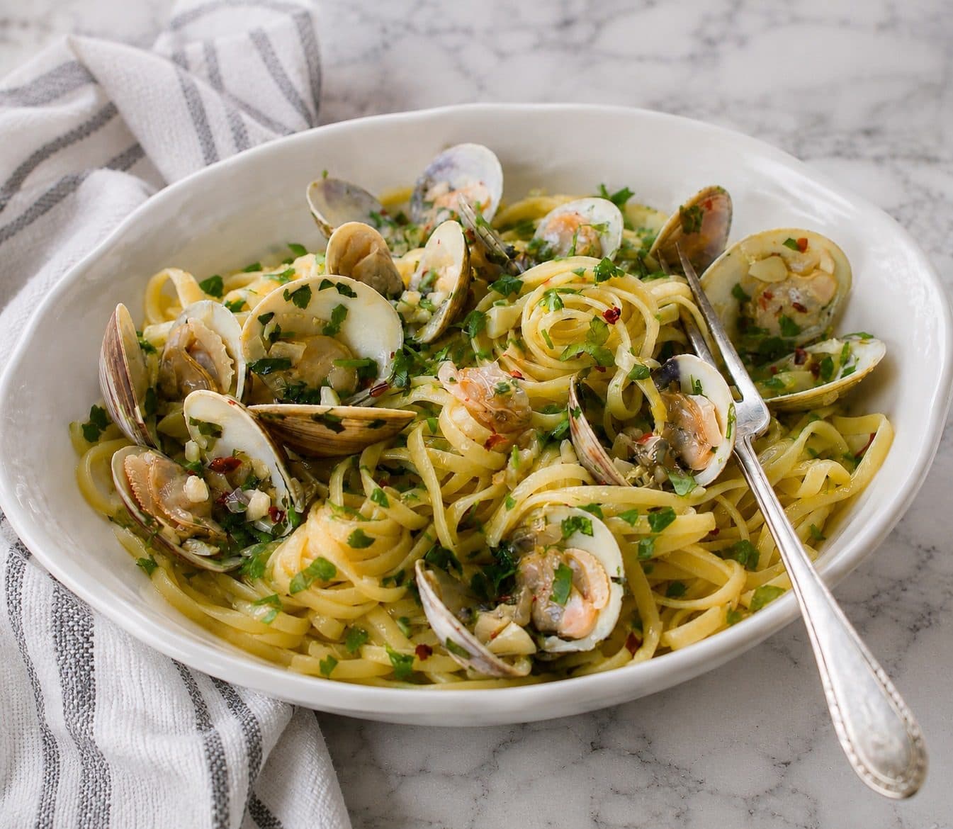 Linguine with White Clam Sauce